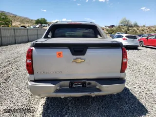 2007 Chevrolet Avalanche LT w/1LT with VIN 3GNEK12347G100855, listed as a Copart auction lot 64149924 with 203,929 mi miles and Salvage Title. Bid and sale history available at carsss.com. Image 6.