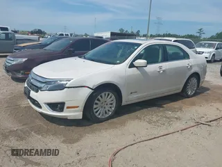 2010 Ford Fusion Hybrid with VIN 3FADP0L3XAR365084, listed as a IAAI auction lot 42521145 with 178,200 mi miles and . Bid and sale history available at DreamBid. Image 2.