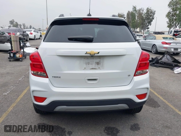 2020 Chevrolet Trax LT with VIN KL7CJLSB7LB008290, listed as a IAAI auction lot 42030672 with 50,739 mi miles. Bid and sale history available at carsss.com. Image 16.