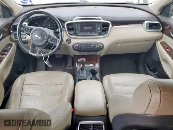 2018 Kia Sorento EX с VIN 5XYPH4A50JG341015, выставлен на аукционе Copart как лот 61942995 с пробегом 139 513 миль миль и Списание • Salvage title. История ставок и продаж доступна на DreamBid. Изображение 8.