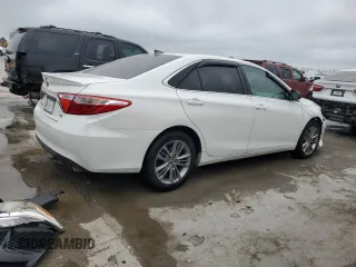 2015 Toyota Camry XLE with VIN 4T1BF1FK7FU077791, listed as a Copart auction lot 53704415 with 110,487 mi miles and Salvage Title. Bid and sale history available at DreamBid. Image 3.