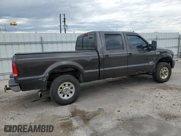 2006 Ford F-250 XL z VIN 1FTSW21P76EB60709, wystawiony jako Copart lot #62276565 z przebiegiem 241 373 mil mil oraz Szkoda całkowita • Salvage title. Historia ofert i sprzedaży dostępna na DreamBid. Obrazek 3.
