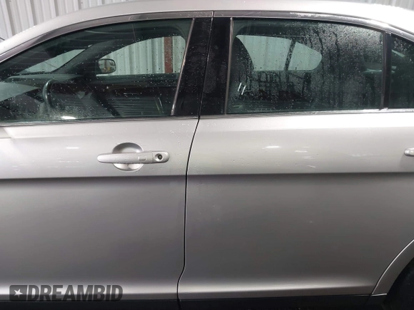 2014 Ford Taurus Limited with VIN 1FAHP2F81EG101351, listed as a IAAI auction lot 41662308 with 139,542 mi miles. Bid and sale history available at carsss.com. Image 14.