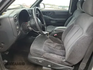2000 Chevrolet Blazer LT z VIN 1GNDT13WXY2276000, wystawiony jako Copart lot #72736464 z przebiegiem 204 388 mil mil oraz Szkoda całkowita • Salvage title. Historia ofert i sprzedaży dostępna na DreamBid. Obrazek 7.