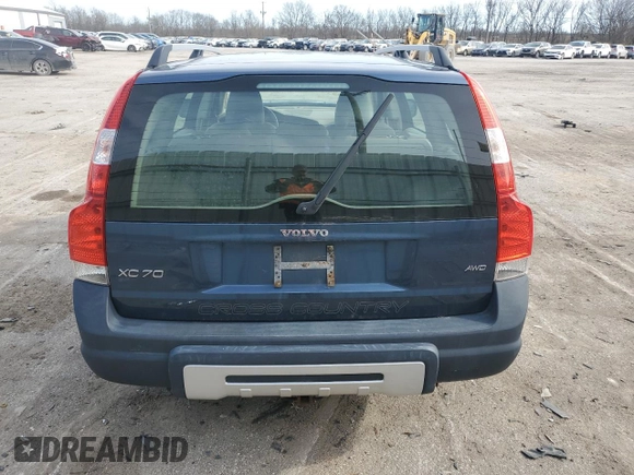 2007 Volvo XC70 with VIN YV4SZ592671259450, listed as a Copart auction lot 48892015 with 301,867 mi miles and Salvage Title. Bid and sale history available at carsss.com. Image 6.