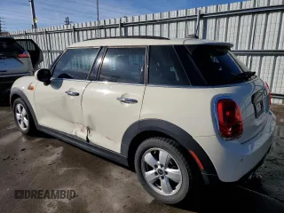 2019 MINI Hardtop 4 Door Cooper with VIN WMWXU1C57K2J01914, listed as a Copart auction lot 84330304 with 43,399 mi miles and Salvage Title. Bid and sale history available at DreamBid. Image 2.