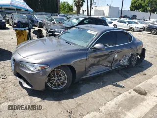 2020 Alfa Romeo Giulia with VIN ZARFAMAN4L7636429, listed as a Copart auction lot 52207245 with 40,677 mi miles and Clean Title. Bid and sale history available at carsss.com. Image 1.
