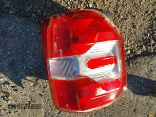 2023 Ford Maverick XL z VIN 3FTTW8E94PRA59855, wystawiony jako IAAI lot #40907807 z przebiegiem 21 779 mil mil oraz . Historia ofert i sprzedaży dostępna na DreamBid. Obrazek 11.