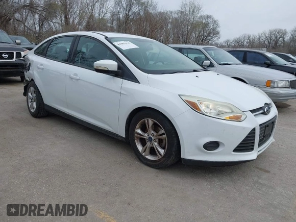 2014 Ford Focus SE with VIN 1FADP3F27EL312920, listed as a IAAI auction lot 41861414 with 150,171 mi miles. Bid and sale history available at carsss.com. Image 1.
