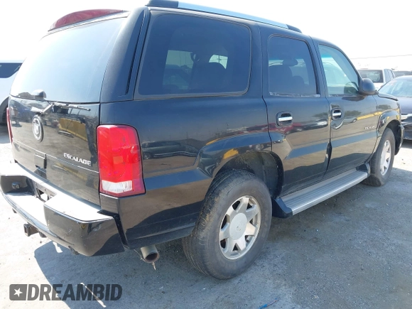 2005 Cadillac Escalade with VIN 1GYEK63N75R121907, listed as a IAAI auction lot 42726504 with 227,334 mi miles and . Bid and sale history available at DreamBid. Image 4.