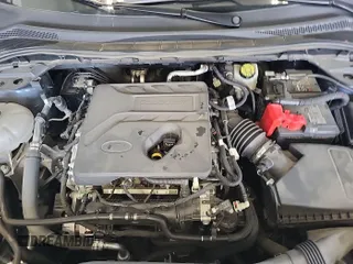 2020 Ford Escape SEL z VIN 1FMCU9H60LUB74495, wystawiony jako IAAI lot #42634880 z przebiegiem 39 530 mil mil oraz . Historia ofert i sprzedaży dostępna na DreamBid. Obrazek 9.