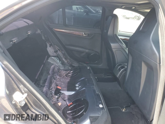 2009 Mercedes-Benz C 63 AMG with VIN WDDGF77X69F212362, listed as a Copart auction lot 61125824 with 120,402 mi miles and Salvage Title. Bid and sale history available at DreamBid. Image 10.