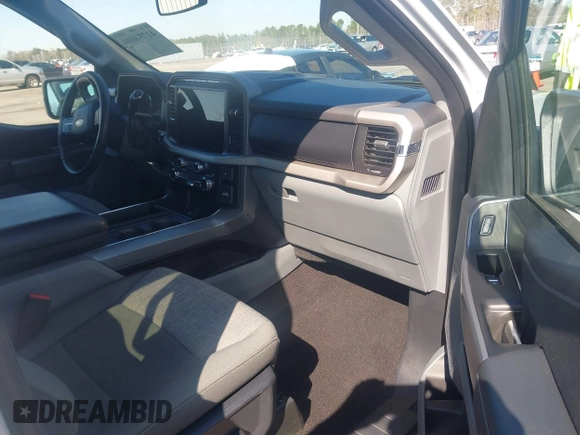 2021 Ford F-150 XL with VIN 1FTFW1E84MKD19960, listed as a IAAI auction lot 41734606 with 48,141 mi miles. Bid and sale history available at carsss.com. Image 5.