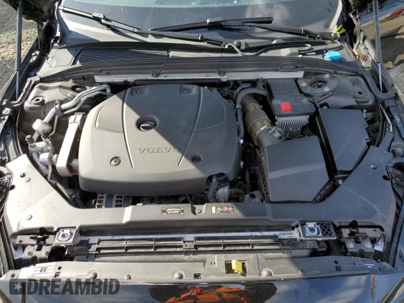 2019 Volvo S60 Momentum with VIN 7JRA22TK4KG004510, listed as a Copart auction lot 41508524 with 27,749 mi miles. Bid and sale history available at carsss.com. Image 11.