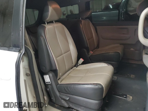 2017 Kia Sedona LX with VIN KNDMB5C16H6247061, listed as a Copart auction lot 86694334 with 219,427 mi miles and Salvage Title. Bid and sale history available at carsss.com. Image 11.