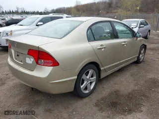 2008 Honda Civic Sdn EX with VIN 1HGFA16878L094559, listed as a IAAI auction lot 42071038 with 255,199 mi miles. Bid and sale history available at carsss.com. Image 4.