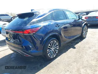 2024 Lexus RX 350h with VIN 2T2BBMCAXRC055195, listed as a IAAI auction lot 41953427 with 3,892 mi miles and . Bid and sale history available at DreamBid. Image 4.