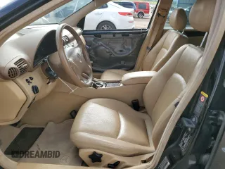 2003 Mercedes-Benz C 240 с VIN WDBRF61J03A425151, выставлен на аукционе Copart как лот 62339795 с пробегом 178 441 миль миль и Списание • Salvage title. История ставок и продаж доступна на DreamBid. Изображение 7.