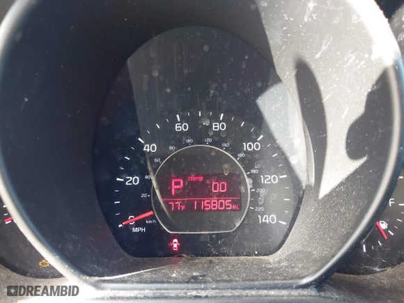 2014 Kia Soul with VIN KNDJN2A28E7024868, listed as a IAAI auction lot 42106273 with 115,805 mi miles. Bid and sale history available at carsss.com. Image 7.