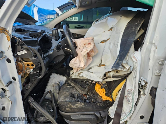 2021 Hyundai Kona SEL with VIN KM8K22AA7MU694086, listed as a Copart auction lot 88086725 with 0 mi miles and Non Repairable. Bid and sale history available at carsss.com. Image 7.