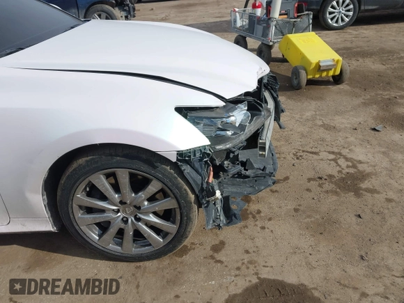 2014 Lexus GS with VIN JTHCE1BL0E5020396, listed as a IAAI auction lot 41436100 with 125,073 mi miles. Bid and sale history available at carsss.com. Image 6.