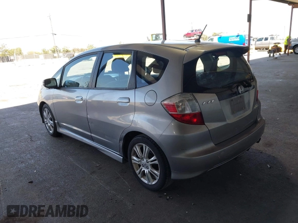 2010 Honda Fit Sport with VIN JHMGE8H4XAC021913, listed as a IAAI auction lot 42607154 with 193,529 mi miles and . Bid and sale history available at DreamBid. Image 3.