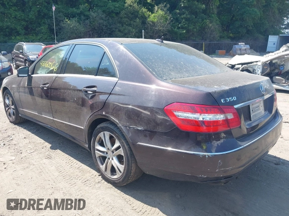 2010 Mercedes-Benz E 350 Luxury z VIN WDDHF8HB3AA180002, wystawiony jako IAAI lot #42760066 z przebiegiem 207 067 mil mil oraz . Historia ofert i sprzedaży dostępna na DreamBid. Obrazek 3.