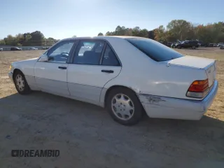 1995 Mercedes-Benz S with VIN WDBGA51E1SA225395, listed as a Copart auction lot 81313224 with 128,402 mi miles and Clean Title. Bid and sale history available at DreamBid. Image 2.