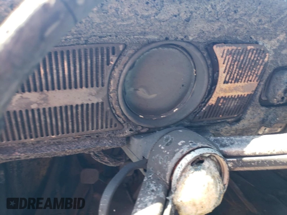 1968 Volkswagen Beetle with VIN 118428470, listed as a Copart auction lot 85266974 with Not Provided miles and Salvage Title. Bid and sale history available at DreamBid. Image 9.