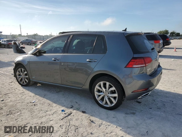 2019 Volkswagen Golf S z VIN 3VWG57AU1KM030101, wystawiony jako Copart lot #50599885 z przebiegiem Nie podano mil oraz Nie do naprawy • Non repairable. Historia ofert i sprzedaży dostępna na DreamBid. Obrazek 2.