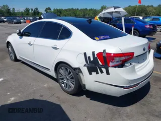 2016 Kia Cadenza Premium z VIN KNALN4D75G5221164, wystawiony jako IAAI lot #42253125 z przebiegiem 200 071 mil mil oraz . Historia ofert i sprzedaży dostępna na DreamBid. Obrazek 3.