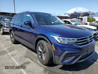 2022 Volkswagen Tiguan SE with VIN 3VV3B7AX2NM066793, listed as a Copart auction lot 63607975 with 10,101 mi miles and Salvage title. Bid and sale history available at DreamBid. Image 4.