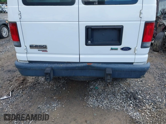 2012 Ford Econoline Cargo Recreational with VIN 1FTNE2EW9CDB05469, listed as a IAAI auction lot 42473914 with 162,920 mi miles and . Bid and sale history available at DreamBid. Image 6.