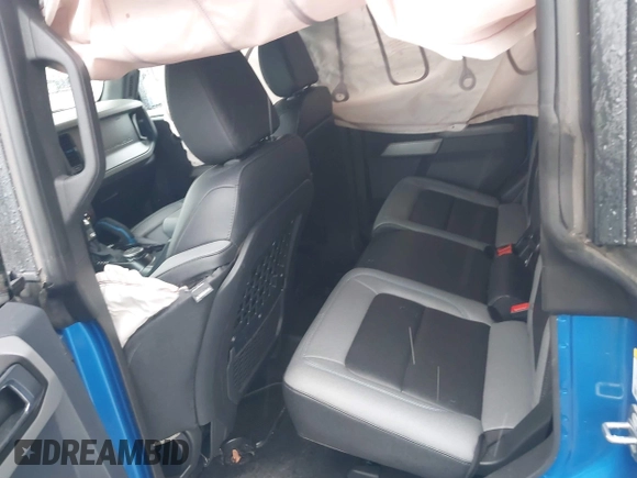2023 Ford Bronco с VIN 1FMDE5BH8PLB71229, выставлен на аукционе IAAI как лот 41968202 с пробегом 12 855 миль миль и . История ставок и продаж доступна на DreamBid. Изображение 8.