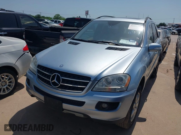 2007 Mercedes-Benz M 350 with VIN 4JGBB86E97A201304, listed as a IAAI auction lot 41957266 with 179,861 mi miles and . Bid and sale history available at DreamBid. Image 6.