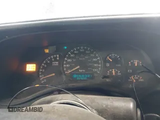 2002 Chevrolet Silverado 1500 LS with VIN 2GCEC19V621280774, listed as a IAAI auction lot 40976003 with 354,600 mi miles and . Bid and sale history available at DreamBid. Image 15.