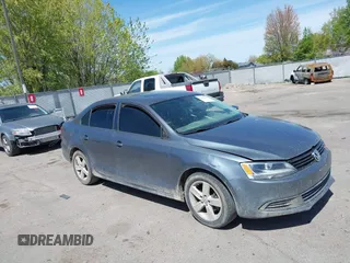2012 Volkswagen Jetta TDI w/Premium & Nav z VIN 3VWLL7AJ9CM386145, wystawiony jako IAAI lot #42063813 z przebiegiem 185 558 mil mil oraz . Historia ofert i sprzedaży dostępna na DreamBid. Obrazek 1.
