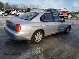 2000 Hyundai Sonata GLS with VIN KMHWF35V0YA224725, listed as a Copart auction lot 46110805 with 82,863 mi miles and Clean Title. Bid and sale history available at carsss.com. Image 3.