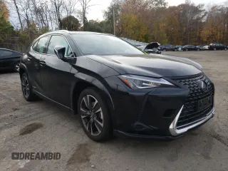2022 Lexus UX with VIN JTHP9JBH1N2060747, listed as a Copart auction lot 65507452 with 8,338 mi miles. Bid and sale history available at carsss.com. Image 1.