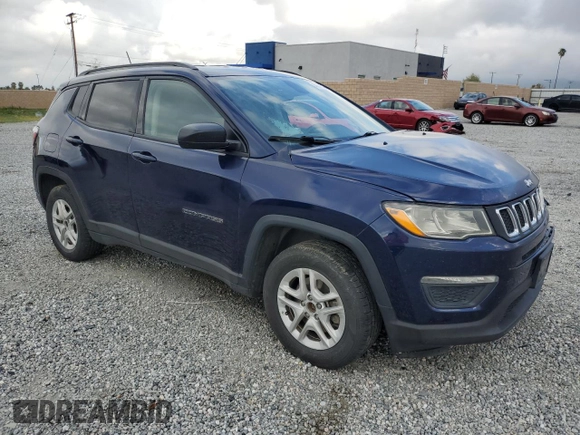 2018 Jeep Compass Sport z VIN 3C4NJCAB4JT488295, wystawiony jako Copart lot #49347145 z przebiegiem 132 343 mil mil oraz Szkoda całkowita • Salvage title. Historia ofert i sprzedaży dostępna na DreamBid. Obrazek 4.