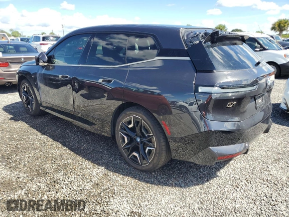 2024 BMW iX M60 z VIN WB533CF00RCN01751, wystawiony jako Copart lot #74145244 z przebiegiem 21 347 mil mil oraz Szkoda całkowita • Salvage title. Historia ofert i sprzedaży dostępna na DreamBid. Obrazek 2.