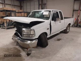 1992 Ford F-150 with VIN 1FTEX15H1NKB55335, listed as a IAAI auction lot 41297914 with 1 mi miles. Bid and sale history available at carsss.com. Image 2.