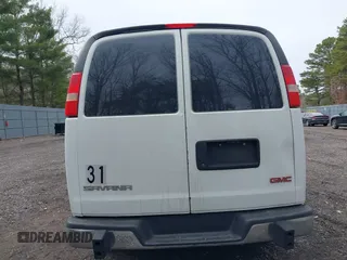 2015 GMC Savana Cargo Van with VIN 1GTW7FCF0F1908220, listed as a IAAI auction lot 41732366 with 286,698 mi miles. Bid and sale history available at carsss.com. Image 16.
