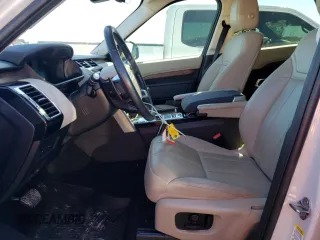 2018 Land Rover Discovery HSE with VIN SALRR2RV3JA052475, listed as a Copart auction lot 84766424 with 85,613 mi miles and Salvage Title. Bid and sale history available at carsss.com. Image 7.