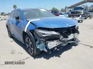 2022 Lexus UX with VIN JTHX3JBH0N2049742, listed as a IAAI auction lot 41917341 with 18,728 mi miles. Bid and sale history available at carsss.com. Image 1.