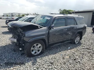 2022 Toyota 4Runner SR5 Premium z VIN JTEFU5JR7N5267943, wystawiony jako Copart lot #60977615 z przebiegiem 50 768 mil mil oraz Nie do naprawy • Non repairable. Historia ofert i sprzedaży dostępna na DreamBid. Obrazek 1.
