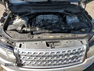 2014 Land Rover Range Rover HSE with VIN SALGS2WF1EA164710, listed as a Copart auction lot 62703505 with 138,163 mi miles and Salvage title. Bid and sale history available at DreamBid. Image 12.