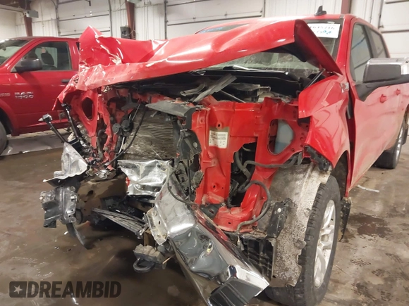 2019 Chevrolet Silverado 1500 LT with VIN 1GCUYDED2KZ133242, listed as a IAAI auction lot 41645716 with 129,803 mi miles. Bid and sale history available at carsss.com. Image 6.