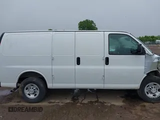 2024 Chevrolet Express Cargo with VIN 1GCWGAFP0R1250412, listed as a IAAI auction lot 42251682 with 9,199 mi miles and . Bid and sale history available at DreamBid. Image 14.