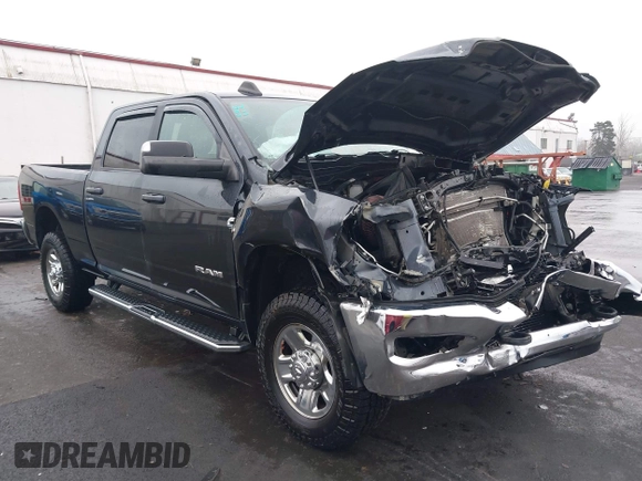 2022 Ram 2500 Big Horn with VIN 3C6UR5DL9NG104389, listed as a IAAI auction lot 41298402 with 62,525 mi miles. Bid and sale history available at carsss.com. Image 1.